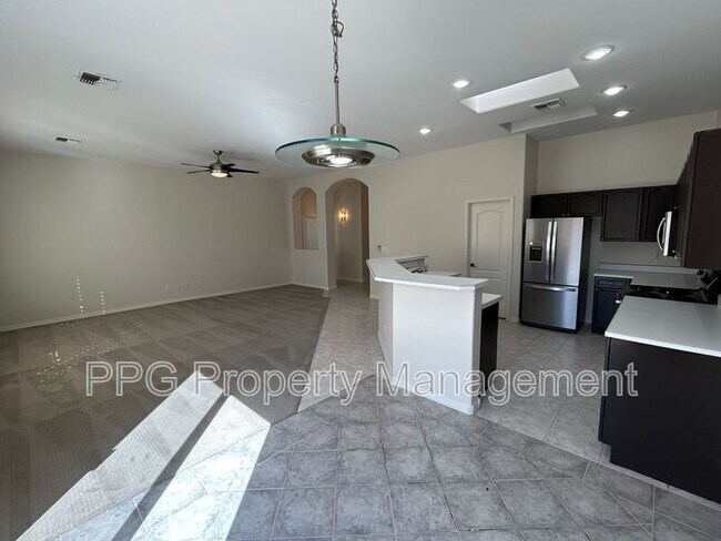 328 S Rock Harbor Dr photo 2