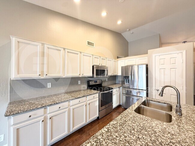 1790 E Rawhide St Gilbert, AZ 85296 photo 4