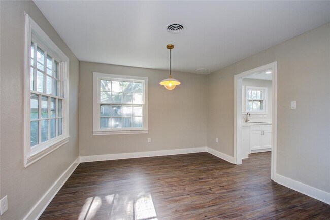 417 Sue Street, Houston, TX 77009 photo 5