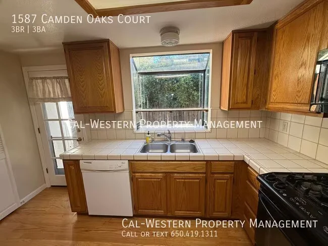 1587 Camden Oaks Ct San Jose, CA 95124 photo 5
