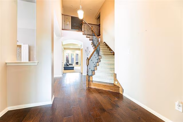 6305 Canyon Crest Drive, Mckinney, TX 75071 photo 2
