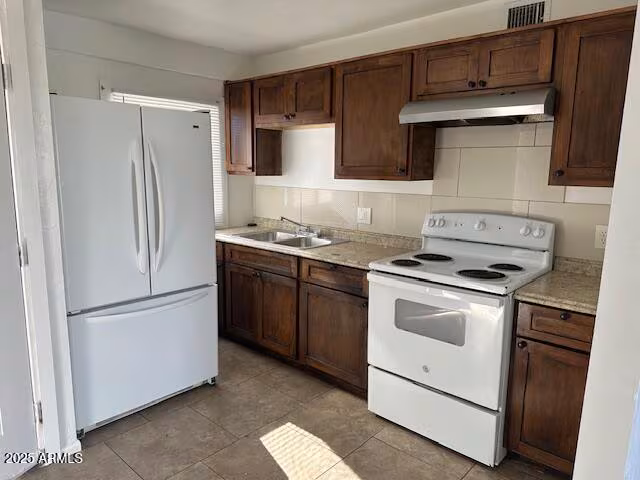 4301 S 7th Ave Phoenix, AZ 85041 photo 3