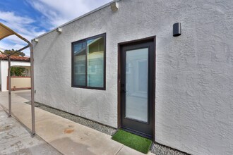3407 N Mountain View Dr San Diego, CA 92116 photo 4