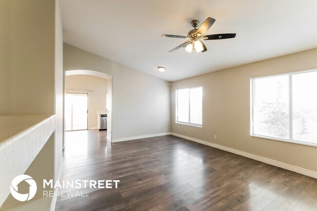 3910 N 105th Ln Avondale, AZ 85392 photo 5