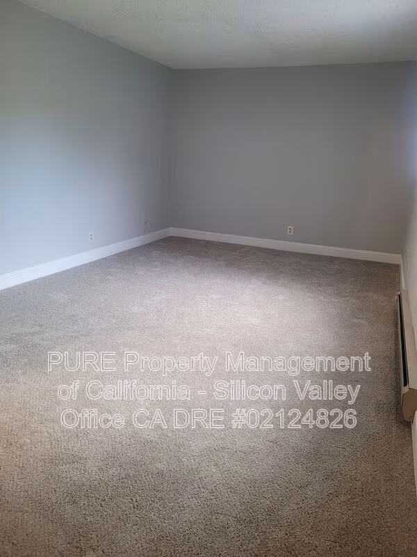 1095 D Reed Ave. photo 5