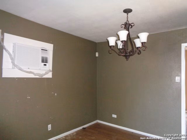 247 E Baylor St San Antonio, TX 78204 photo 5