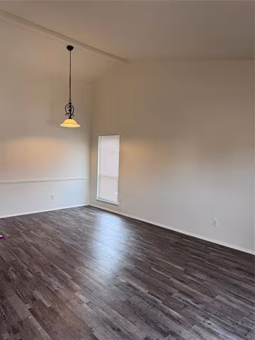 5801 Trego Cir The Colony, TX 75056 photo 2