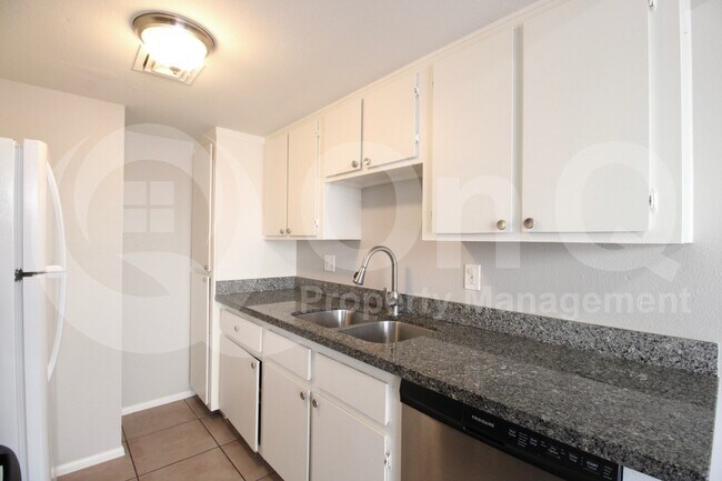 860 E Brown Rd Mesa, AZ 85203 photo 4