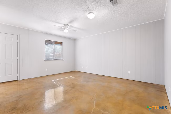 222 Redbud Ln New Braunfels, TX 78130 photo 5