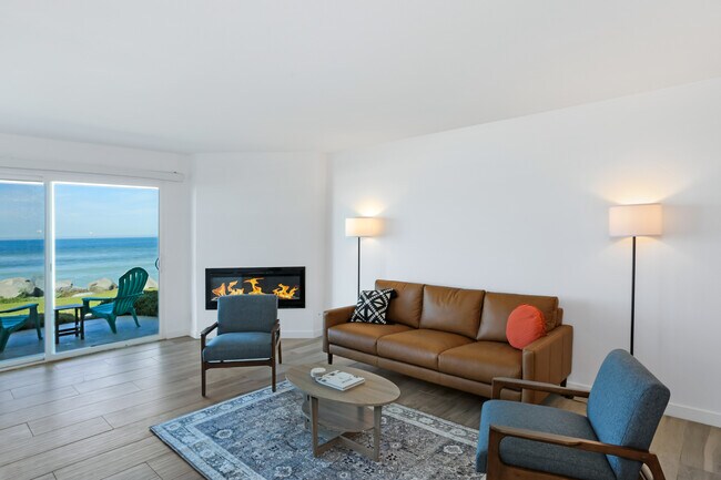 1244 Seacoast Dr Imperial Beach, CA 91932 photo 2