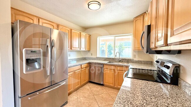 6915 W McLellan Rd Glendale, AZ 85303 photo 4