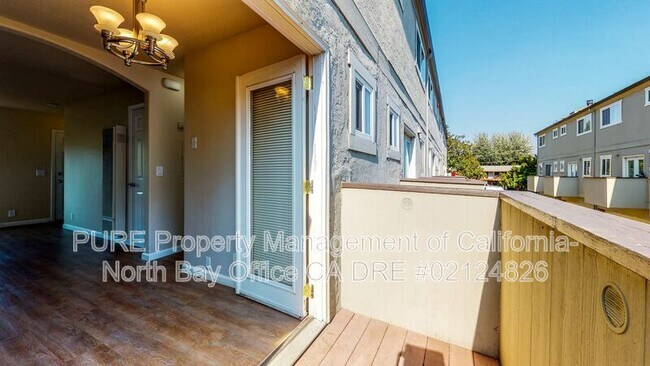 8045 Beverly Dr Rohnert Park, CA 94928 photo 4