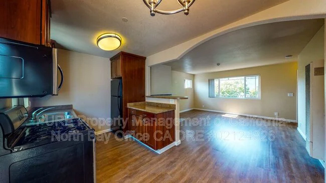 8045 Beverly Dr Rohnert Park, CA 94928 photo 3