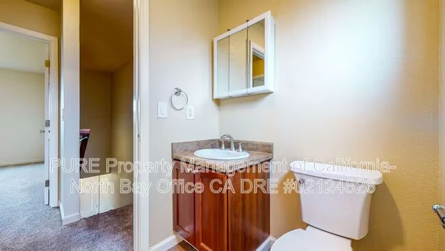 8045 Beverly Dr Rohnert Park, CA 94928 photo 5