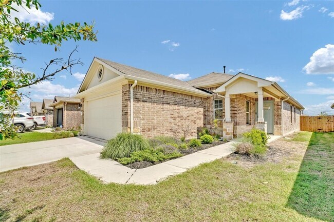1425 Fairhaven Gtwy Georgetown, TX 78626 photo 2