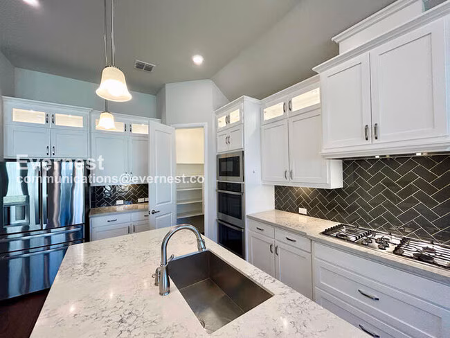 5478 Bradford Green Trail Flower Mound, TX 75028 photo 3