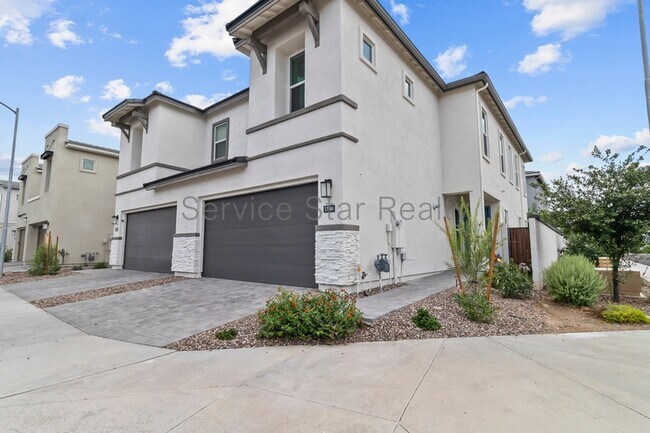 17144 N 50th Pl