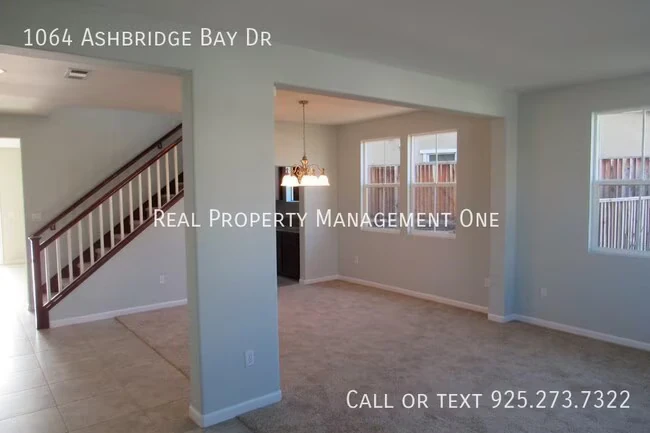 1064 Ashbridge Bay Dr Pittsburg, CA 94565 photo 5