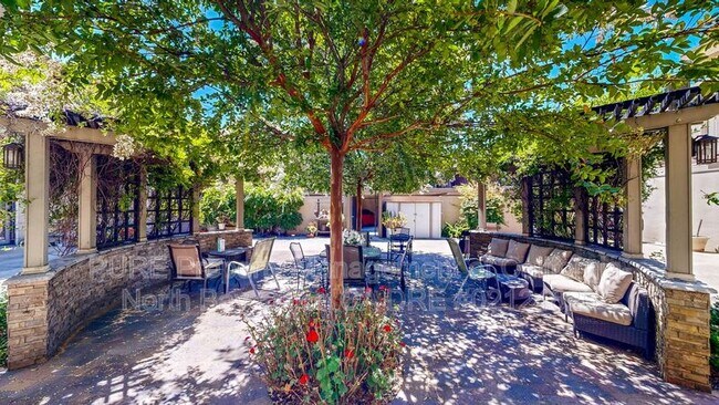 1135 Grand Ave San Rafael, CA 94901 photo 3