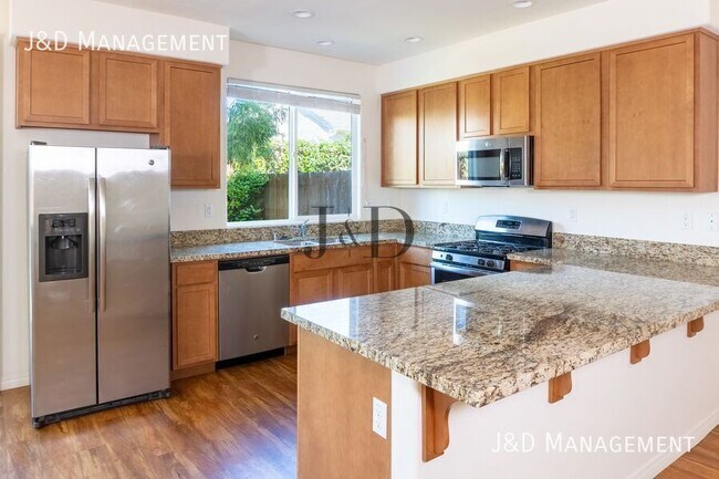 8955 Valencia St Spring Valley, CA 91977 photo 4
