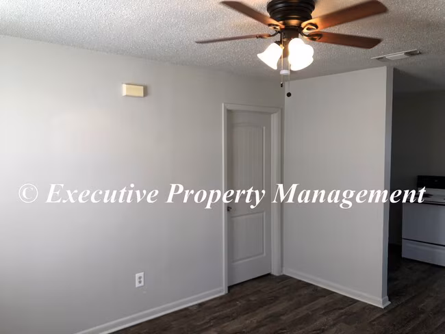 908 J R Ct Copperas Cove, TX 76522 photo 2