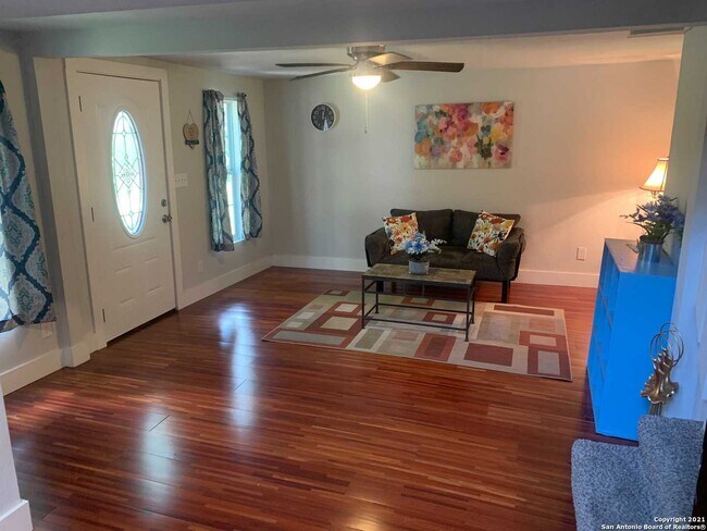 617 Burnet St San Antonio, TX 78202 photo 5