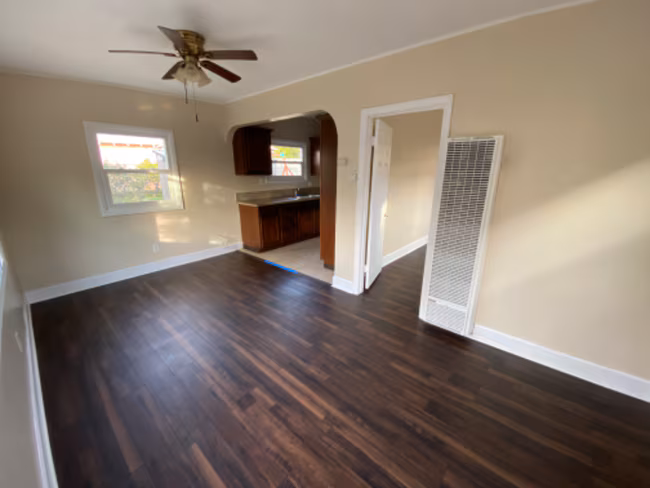 619 42nd St San Diego, CA 92102 photo 3