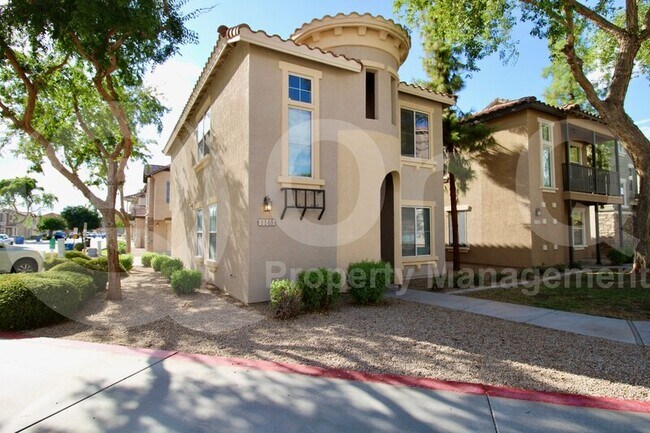 9233 E Neville Ave Mesa, AZ 85209 photo 3