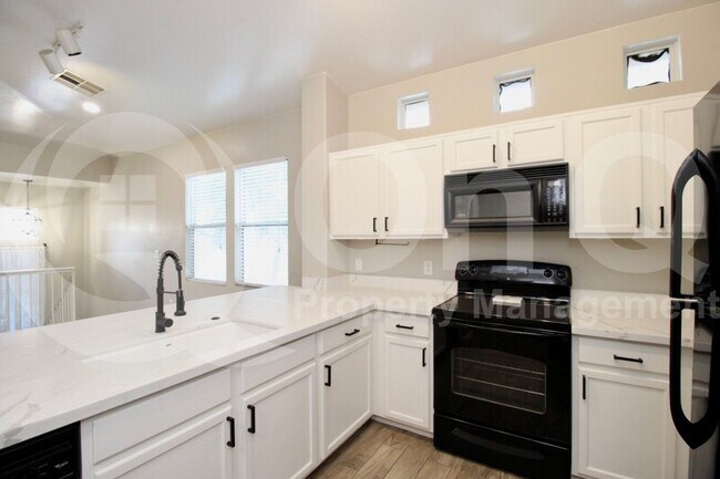 9233 E Neville Ave Mesa, AZ 85209 photo 4