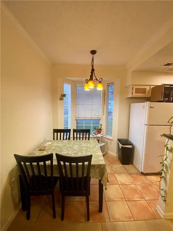 3111 Tom Green St Austin, TX 78705 photo 4