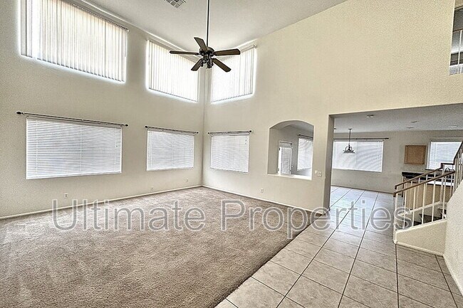 5652 W Manzanita Dr photo 2