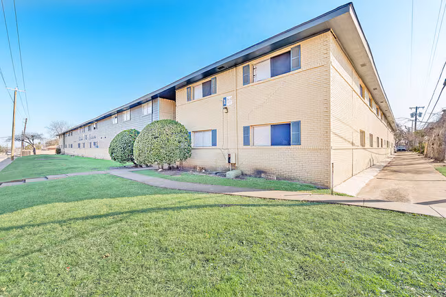 Orchard Hills photo 3