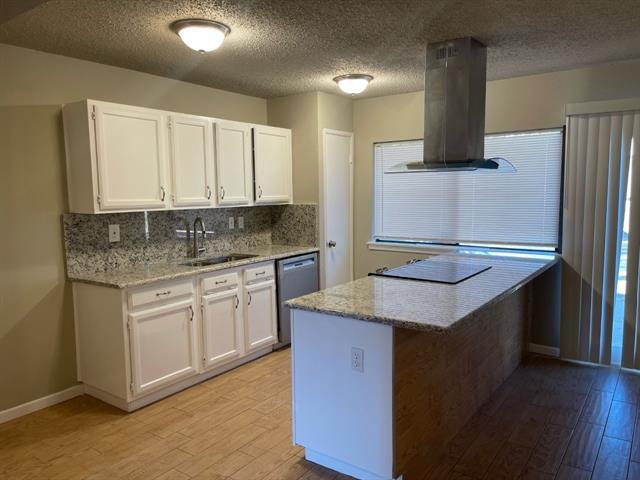 6521 Blackberry Drive, Arlington, TX 76016 photo 3