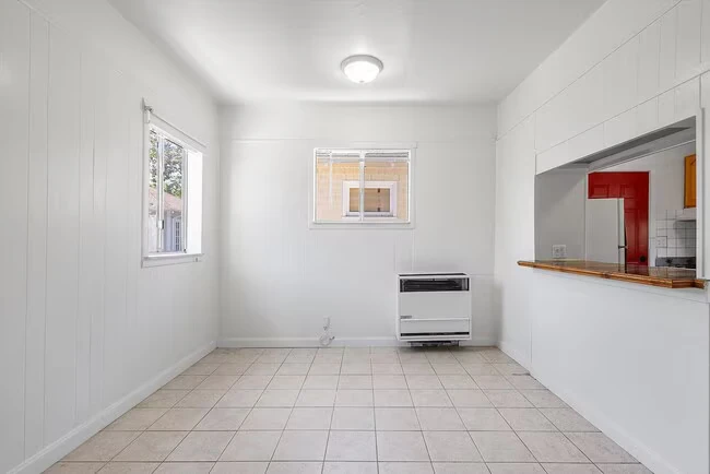 453 Central Ave, Alameda (Apartment) photo 4