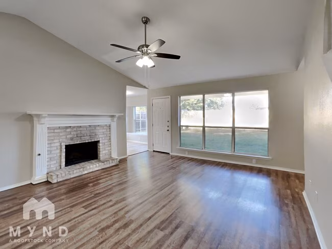 705 Stonebrooke Drive, Burleson, TX 76028 photo 5