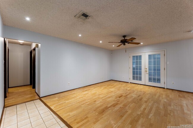 7403 Pipers Run St San Antonio, TX 78251 photo 4