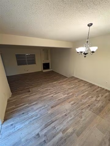 2708 Creekwood Court, Carrollton, TX 75006 photo 4
