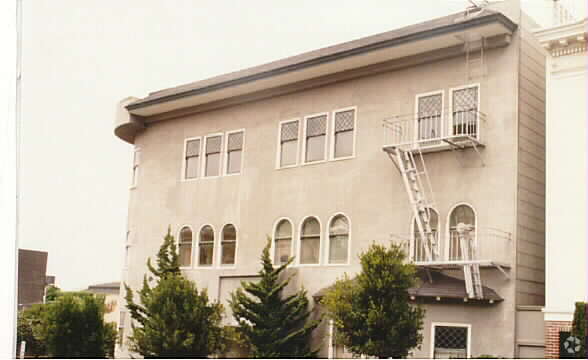 2754 Pierce Street Rentals photo 2
