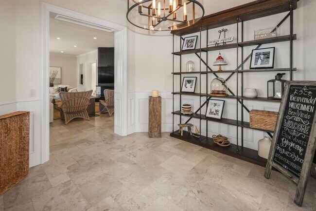 1160 Pine St Coronado, CA 92118 photo 4