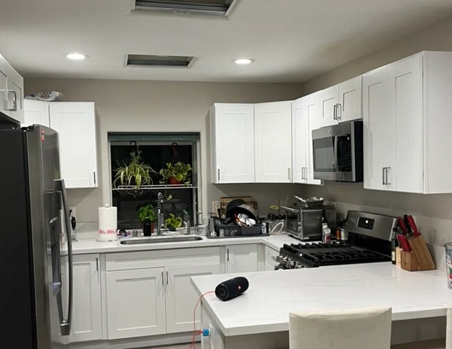 6249-6253 Dorothy Dr San Diego, CA 92115 photo 3
