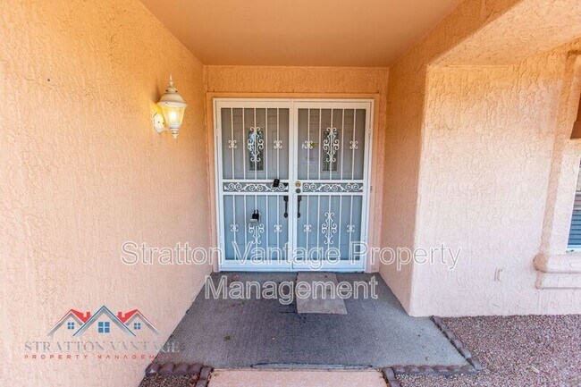 21602 N 142nd Dr photo 5