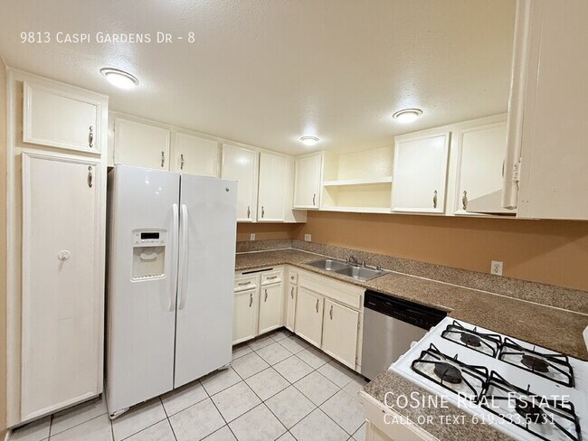 9813 Caspi Gardens Dr Santee, CA 92071 photo 5