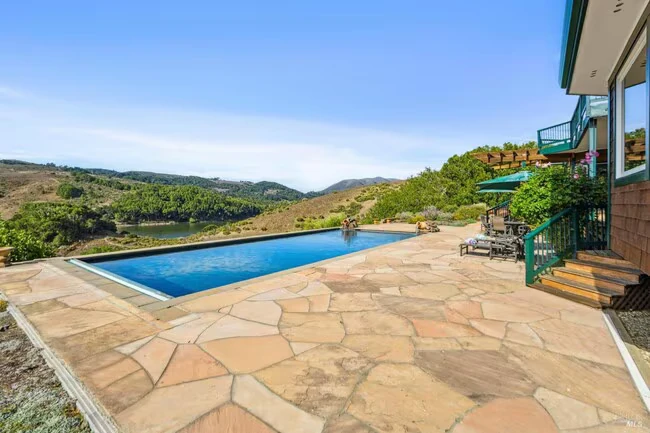 6381 Nicasio Valley Rd Nicasio, CA 94946 photo 2