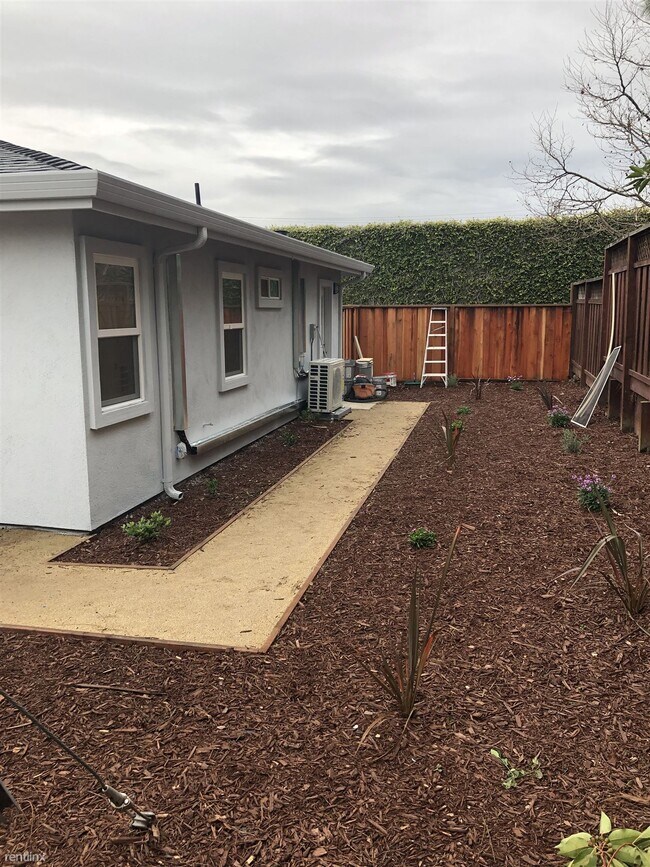 1201 Newbridge Avenue, San Mateo, CA 94401 photo 5