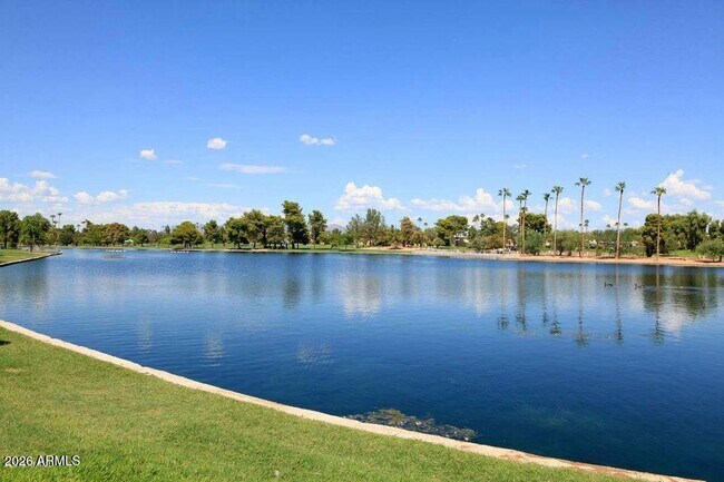 7950 E Starlight Way Scottsdale, AZ 85250 photo 5
