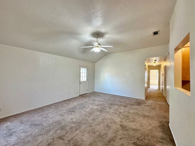 3704 Gus Dr Killeen, TX 76549 photo 3