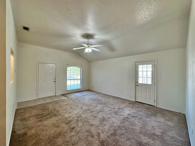 3704 Gus Dr Killeen, TX 76549 photo 5
