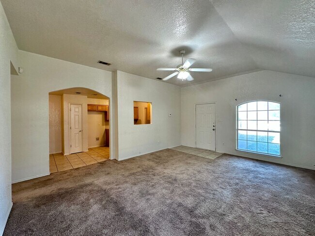 3704 Gus Dr Killeen, TX 76549 photo 4