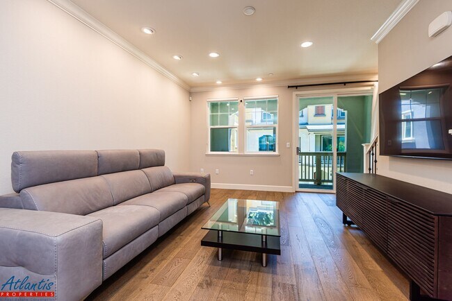 106 Maidenhair Ter Sunnyvale, CA 94086 photo 3