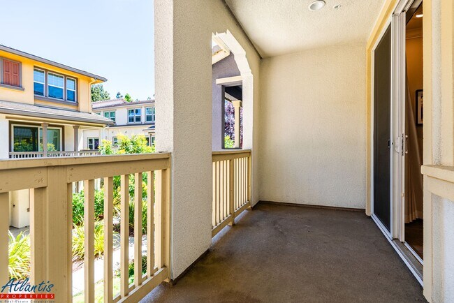 106 Maidenhair Ter Sunnyvale, CA 94086 photo 4
